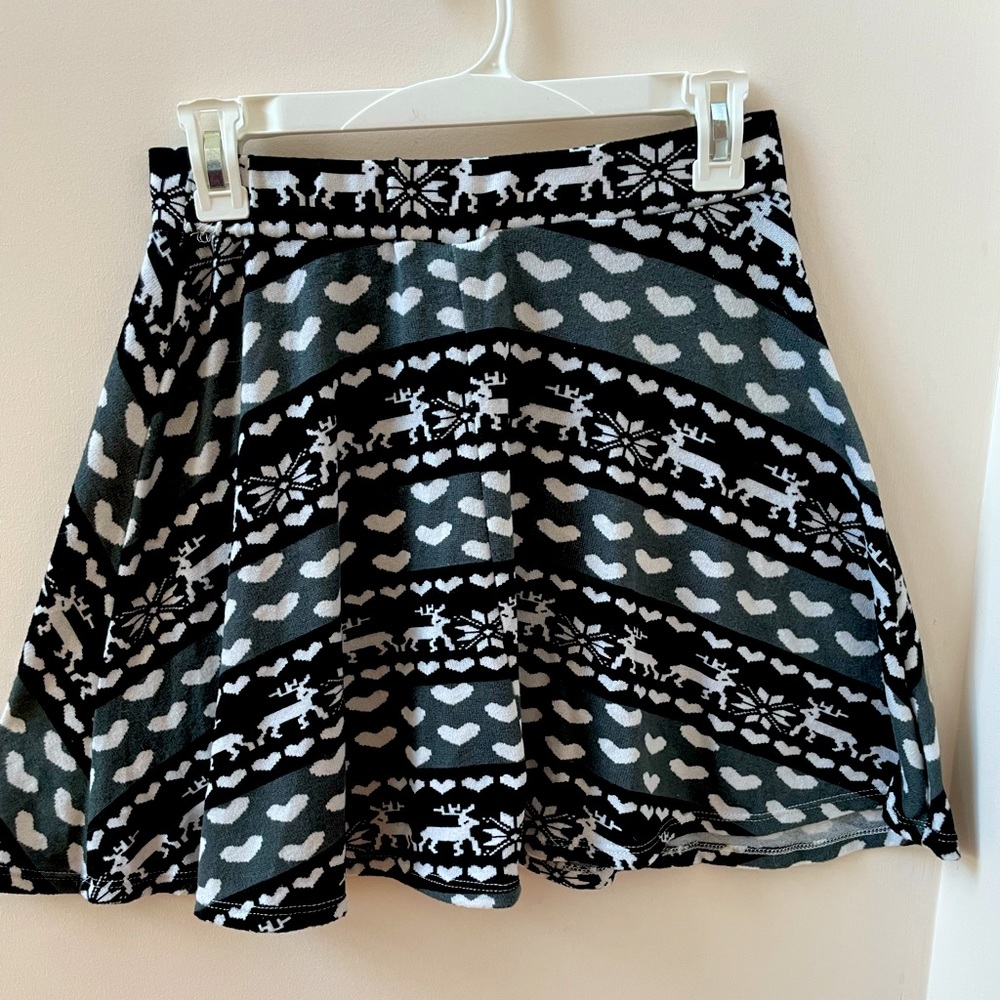 Junior Christmas Themed Print Skater Skirt